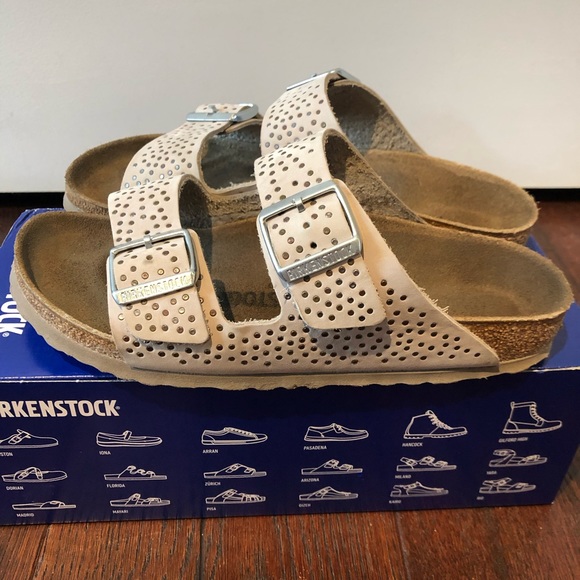 Birkenstock Shoes - Birkenstock Arizona, Size 39